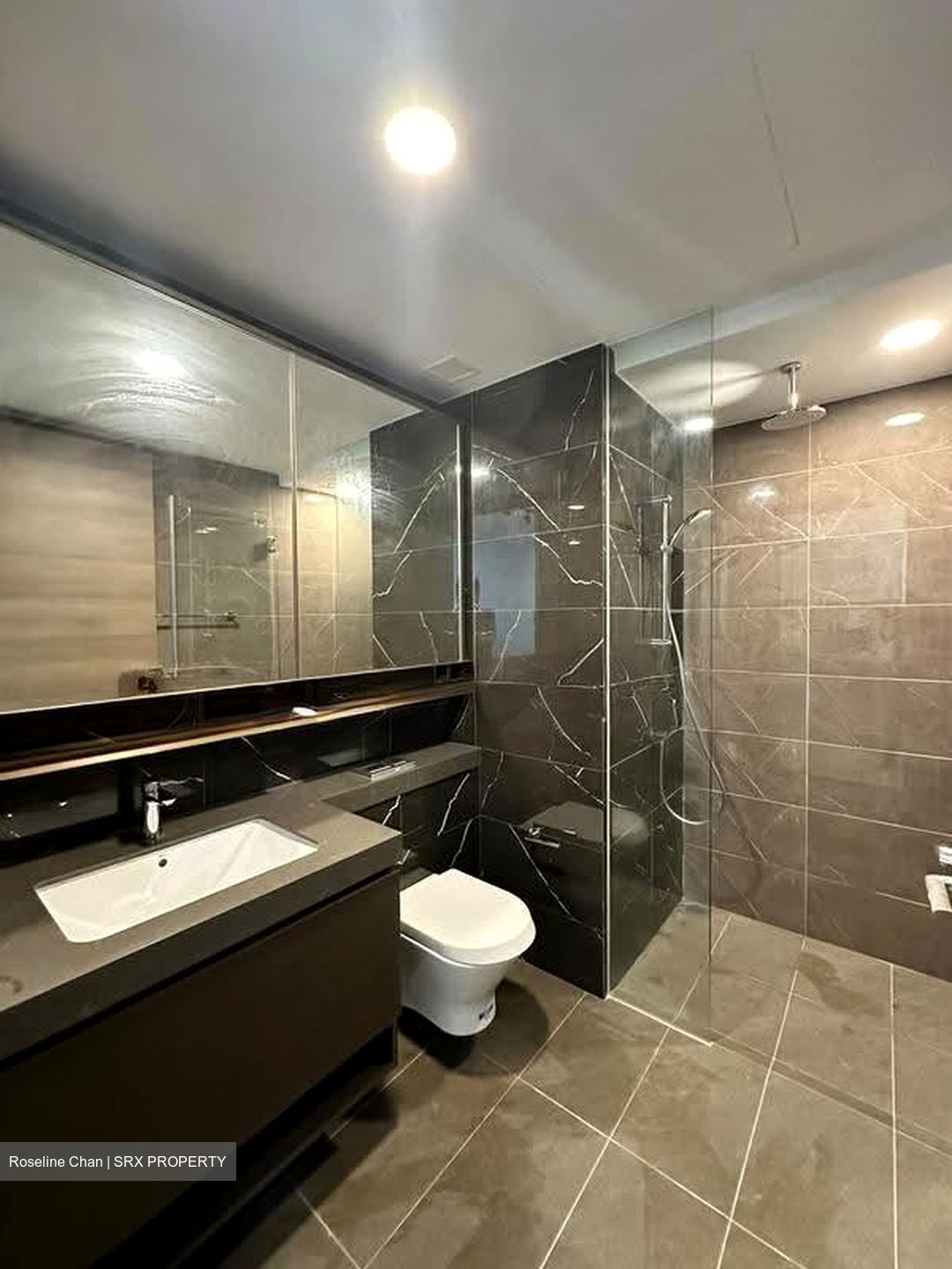 The Florence Residences (D19), Apartment #616579511